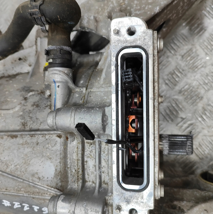 MOTOR PORSCHE TAYCAN 9J1901131E 35455440 420kw 2023