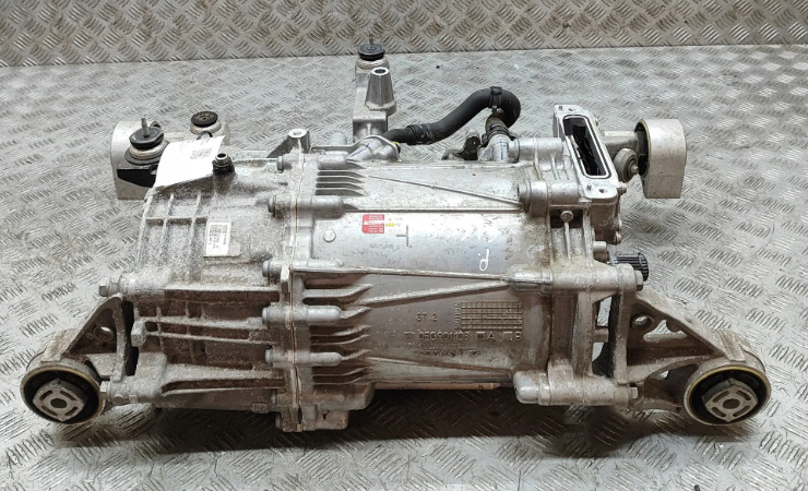 MOTOR PORSCHE TAYCAN 9J1901131E 35455440 420kw 2023