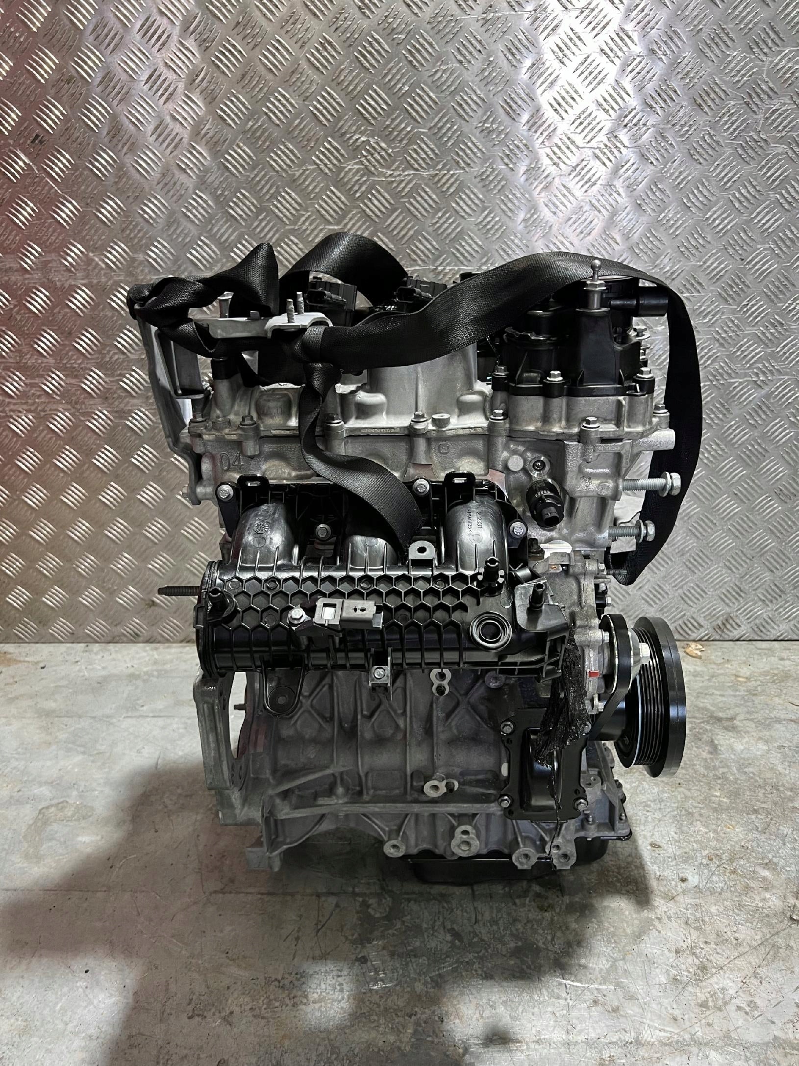 MOTOR 1.2 THP HN05 PEUGEOT CITROEN OPEL CROSSLAND X PURETECH 10XVAX
