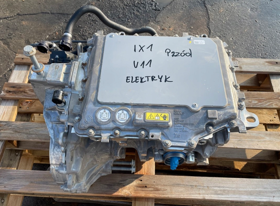 BMW IX1 X1 U11 Elmotor Drev Foran - 8477917 676984 8477907