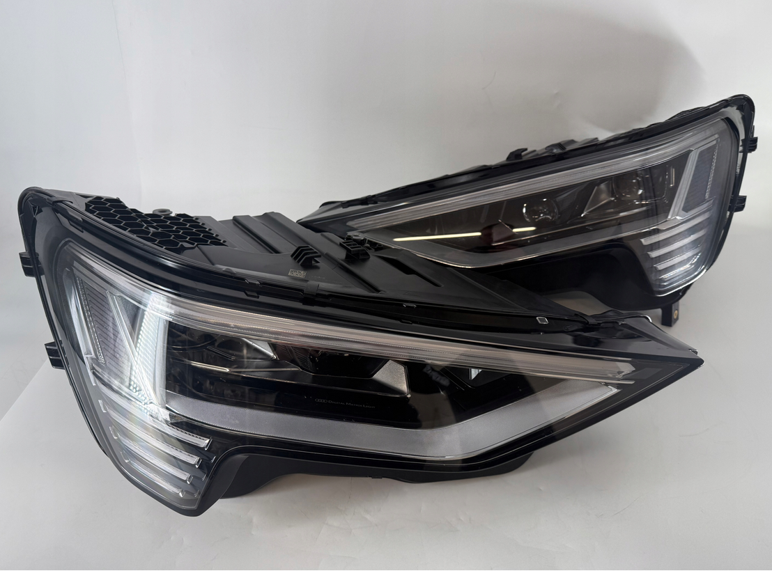 AUDI Q8 E-TRON E TRON FULL LED MATRIX DIGITAL LYSLYGLYST LAMP TIL VENSTRE HØJRE