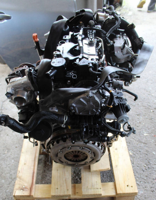 Peugeot 208  1.5 Blue HDI Euro 6 YH01 motor 10Q4EC