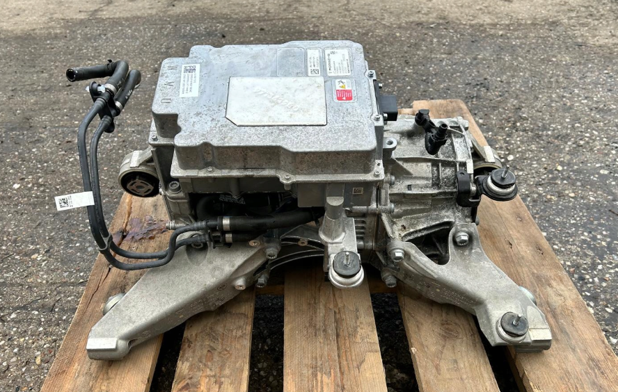 Porsche Taycan 9J1 2023 Motor Fortræk - 9J1907124L