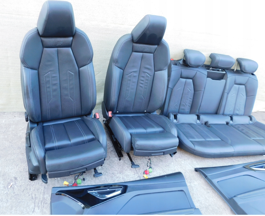 AUDI Q4 E-TRON S-line seats side panels set Original