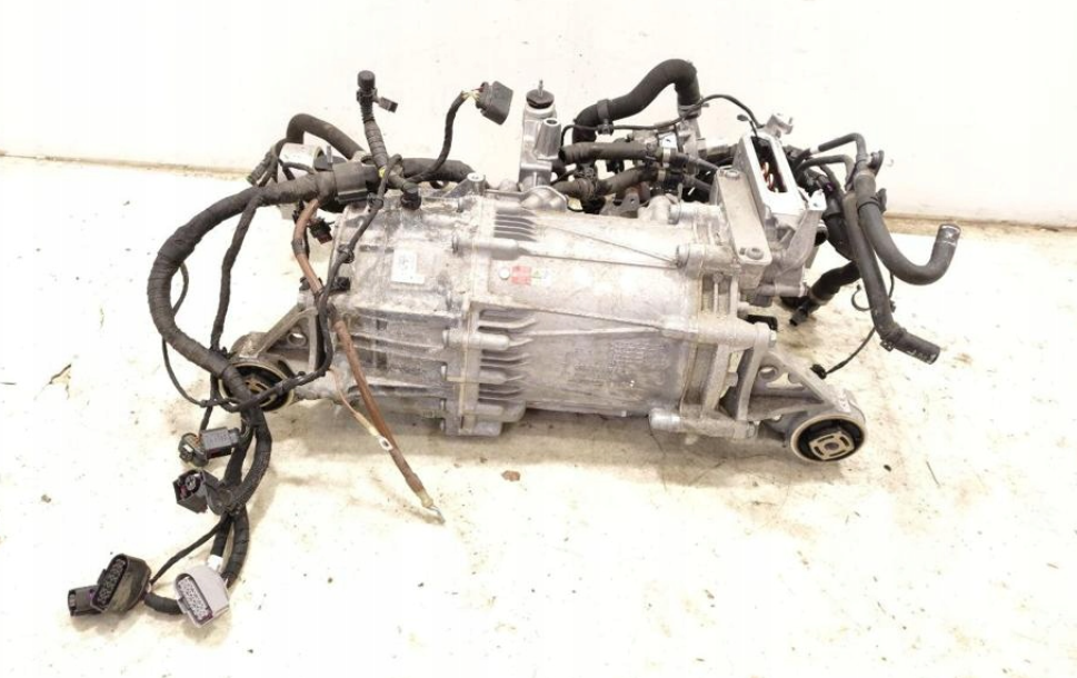 Engine Complete - Porsche Taycan 2021 9J1901131F