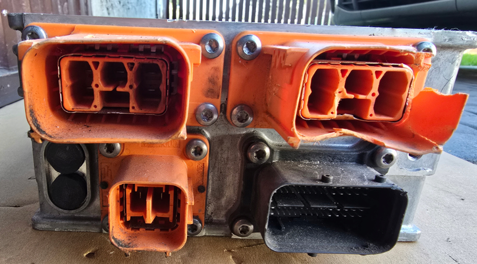Porsche Taycan Højspændingsbatteriopladder - 9J1915681AH