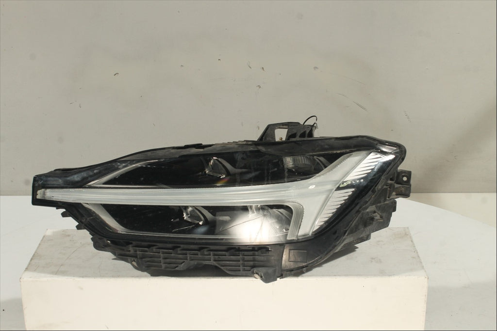 Volvo XC60 Venstre Forlygte  - 32133544