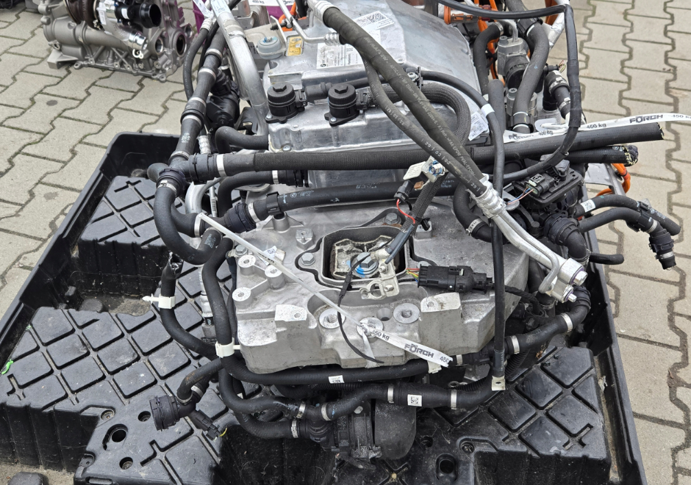 BMW iX1 U11 xDrive30 Elmotor -  5A73E23 5A4BA57 9469579