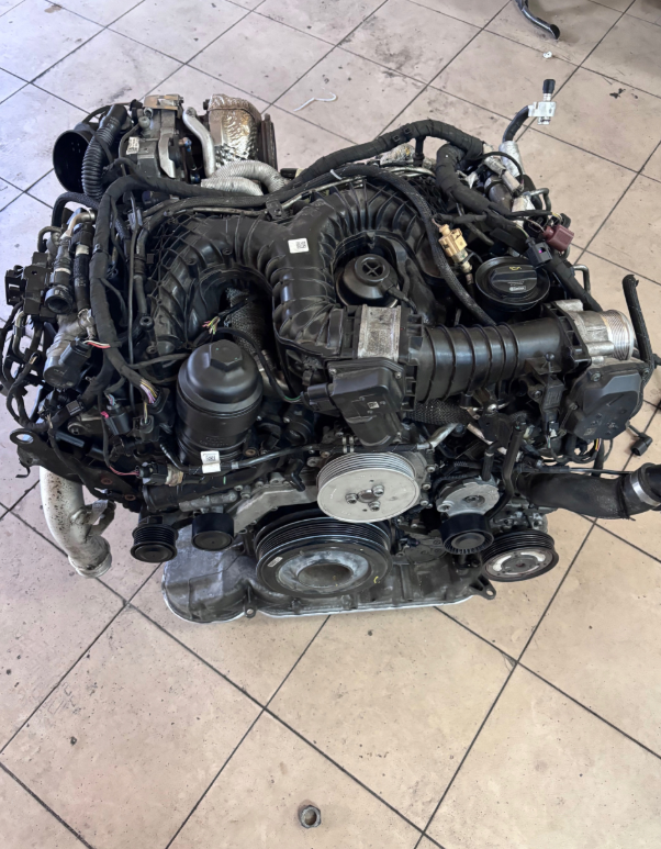 Audi 3.0 TDI Q7 A4 A5 A6 A7 Motor komplet - 059100037