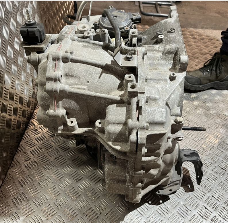 Nissan Qashqai J12 1.3 X234 X234EVA   Hybrid Xtronic CVT  Gearkasse 140556UB2A