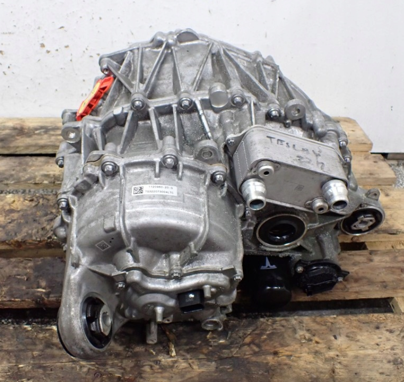 MOTOR ELEKTRISK DRIV FORAN 3D3 AWD 1120960-20-G TESLA MODEL Y