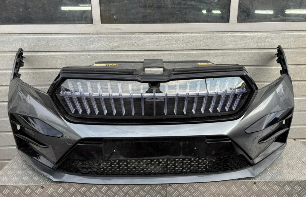 Skoda Enyaq iV Forkofanger Komplet Sæt Renoveret - 5LA941107A