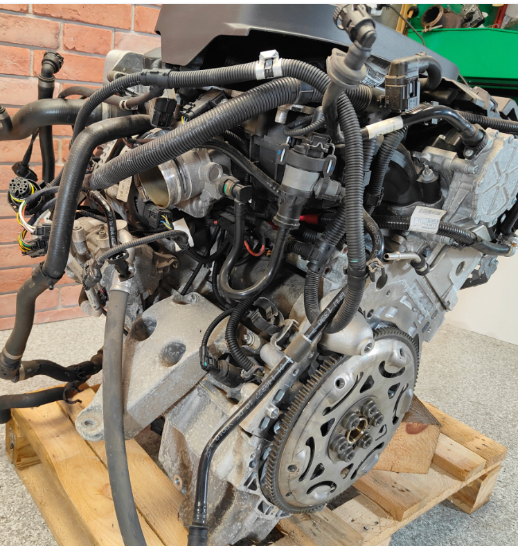 MOTOR N20 N20B20A BMW F22 F30 F32 F36 F25 328i 428i 2.0i 2.8i KOMPLET