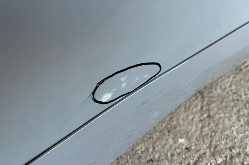 VW ID4 FRONT DOOR LEFT FRONT