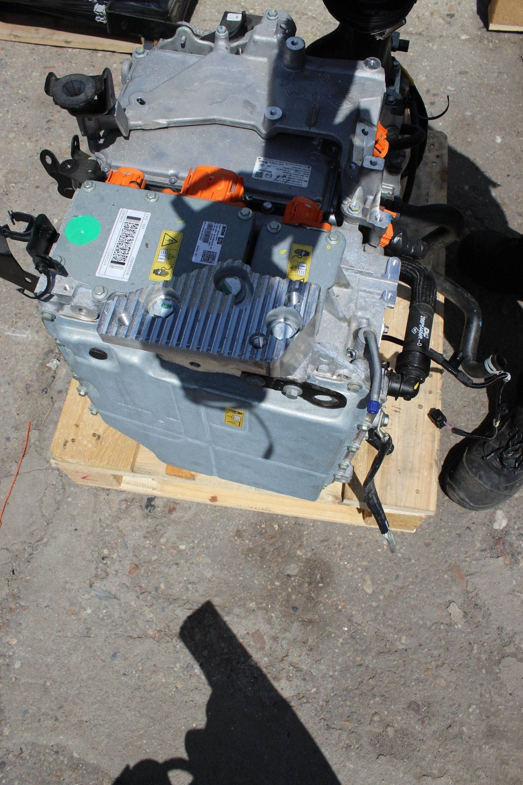 Renault Master III 2022 MAQ601  29010323R ELMOTOR KOMPLET